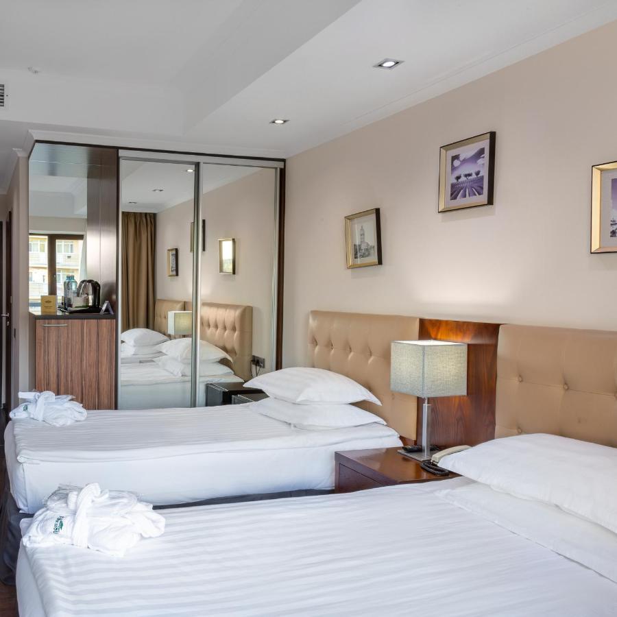 Park House 호텔 Barmashino 외부 사진